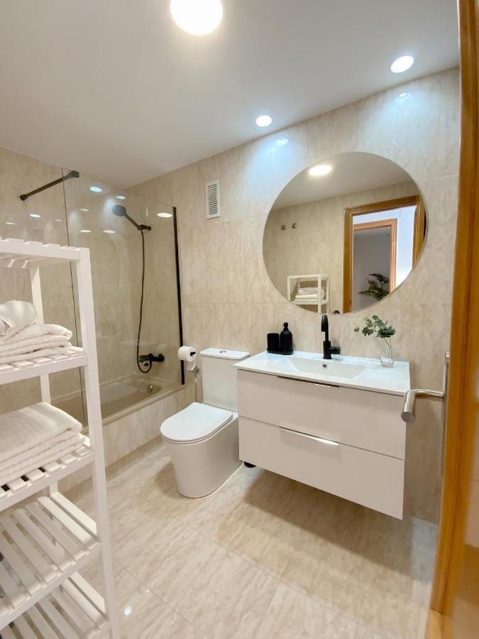 Beach Paradise Flat In Denia Centre W/ Large Pool المظهر الخارجي الصورة